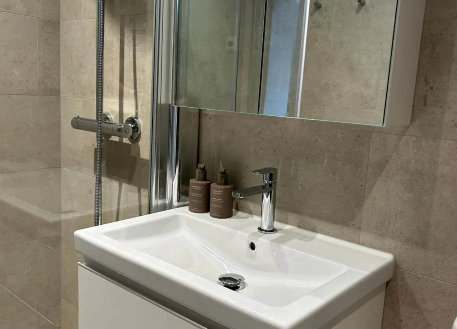 Luxury Top Floor Apartment Trendy Sodermalm Stockholm