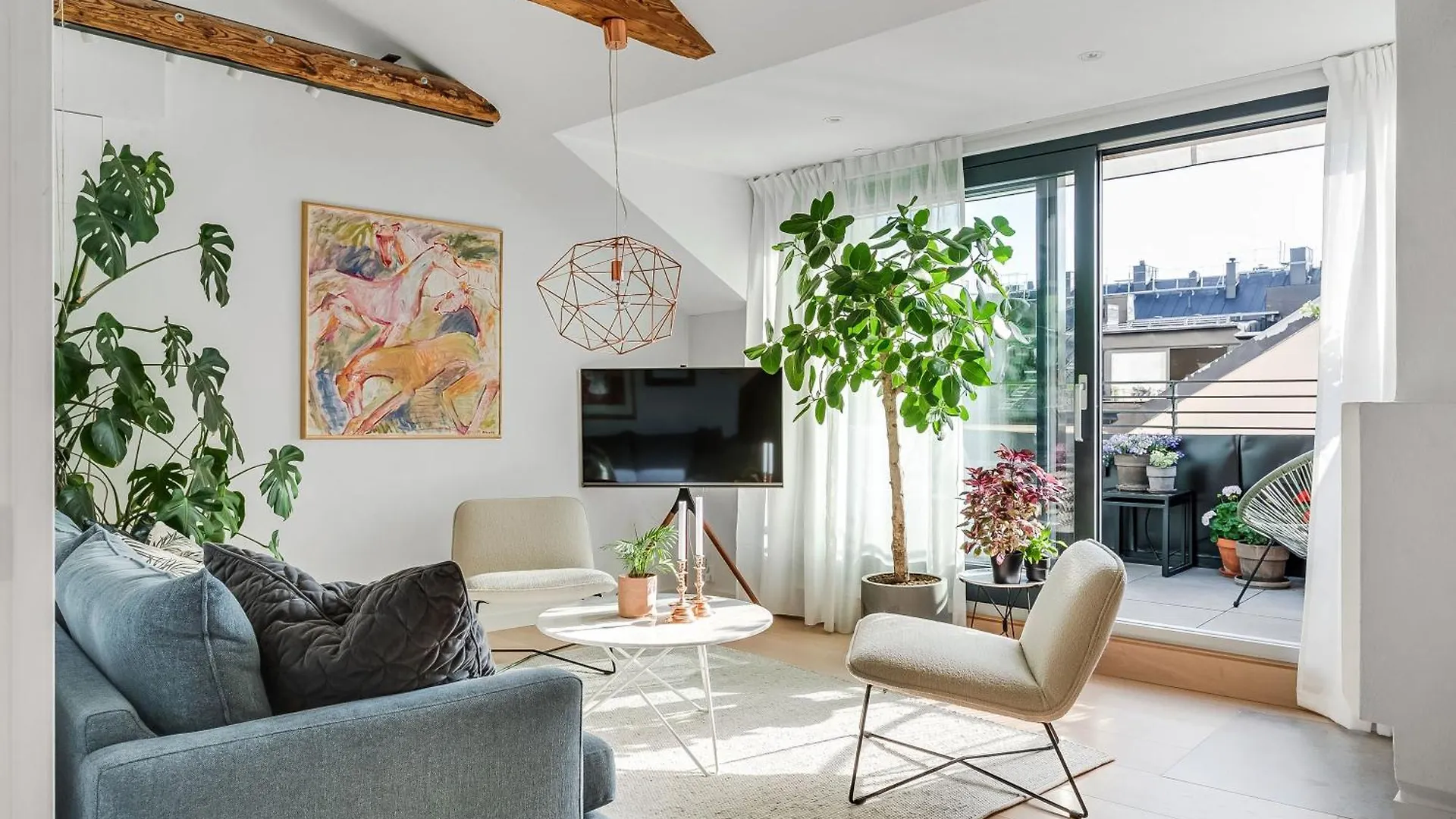 Luxury Top Floor Apartment Trendy Sodermalm Stockholm